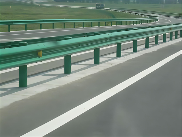 莆田高速护栏板守护安全广泛应用于多个行业